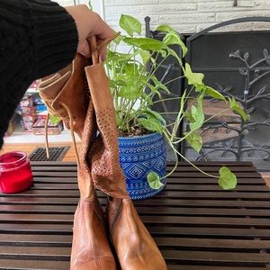 Super Spring/Summer Cambridge Bed Stü boots. Wish they weren’t too small!